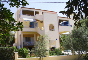 Apartments Villa Damir